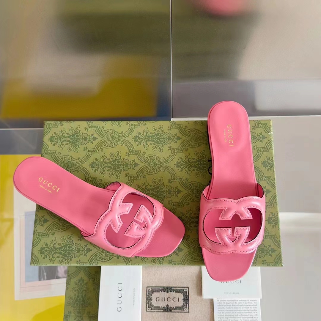 Gucci Women Interlocking G Cut Out Slide Sandal Dark Pink Leather Flat (5)
