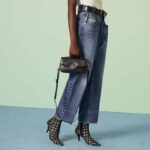 Gucci Women Petite GG Mini Shoulder Bag Black Leather Double G Push Lock Closure - immagine 11