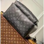Louis Vuitton LV Unisex Discovery Backpack PM Monogram Eclipse Coated Canvas Cowhide Leather - Imagen 5