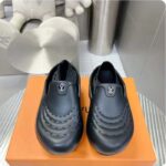 Louis Vuitton LV Unisex LV Shark Clog Black EVA Rubber Anatomic Insole - Image 3
