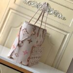 Louis Vuitton LV Unisex Neverfull MM Beige Monogram Coated Canvas Textile Lining - Image 4