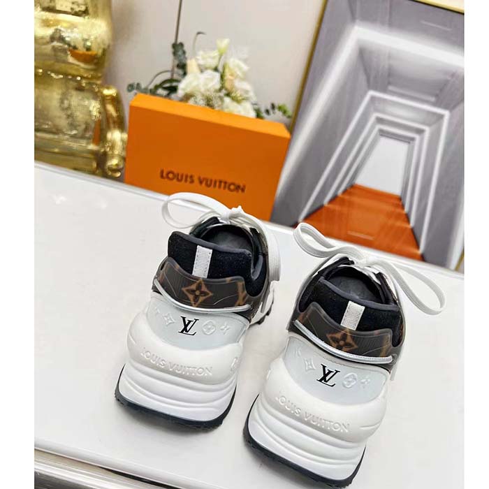 Louis Vuitton LV Unisex Run 55 Sneaker Black Mix Materials Lifted Rubber Outsole (4)