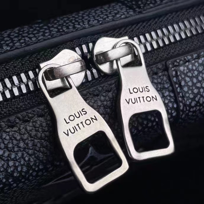 Louis Vuitton LV Unisex Soft Trunk Wearable Wallet Black Charcoal Cowhide Leather (8)