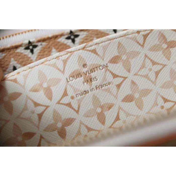 Louis Vuitton LV Unisex Zippy Wallet Beige Monogram Coated Canvas Zip Closure (10)