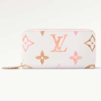 Louis Vuitton LV Unisex Zippy Wallet Beige Monogram Coated Canvas Zip Closure