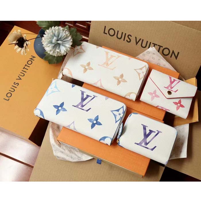 Louis Vuitton LV Unisex Zippy Wallet Blue Monogram Coated Canvas Zip Closure (10)