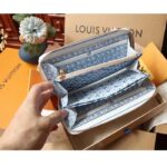 Louis Vuitton LV Unisex Zippy Wallet Blue Monogram Coated Canvas Zip Closure - immagine 7