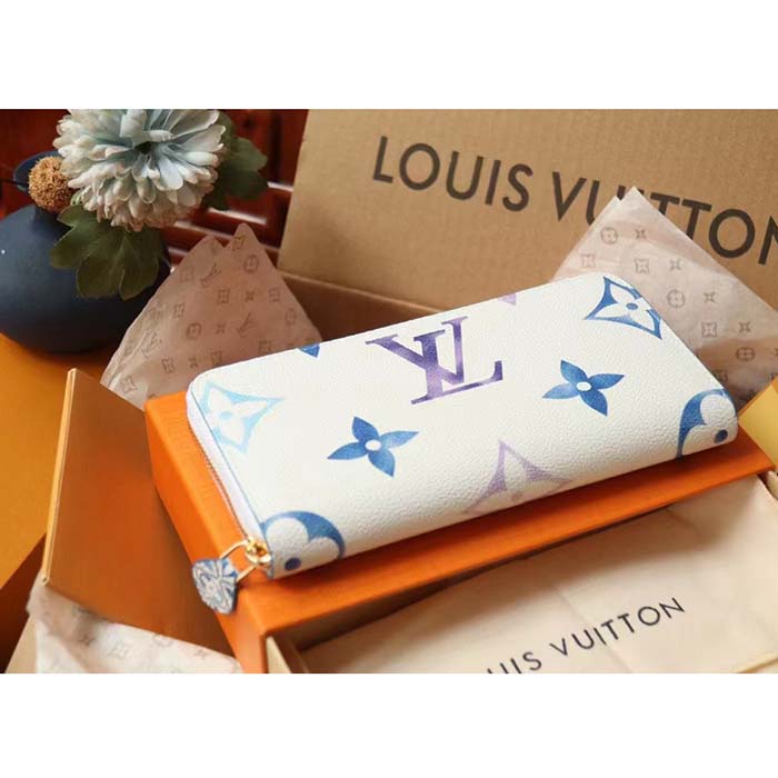 Louis Vuitton LV Unisex Zippy Wallet Blue Monogram Coated Canvas Zip Closure (4)