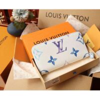 Louis Vuitton LV Unisex Zippy Wallet Blue Monogram Coated Canvas Zip Closure (11)