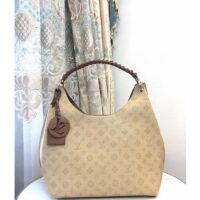 Louis Vuitton LV Women Carmel Hobo Bag Crème Beige Mahina Perforated Calf Leather (6)