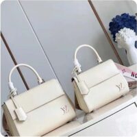 Louis Vuitton LV Women Cluny Mini Quartz White Epi Grained Cowhide Leather (1)