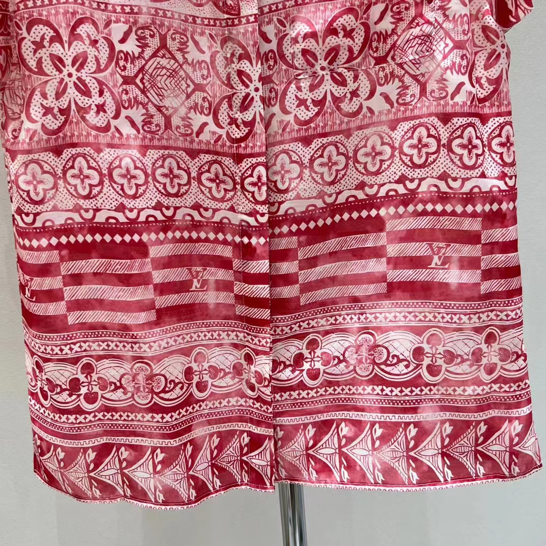 Louis Vuitton LV Women Monogram Tile Short Sleeve Shirt Cotton Red White Regular Fit (8)