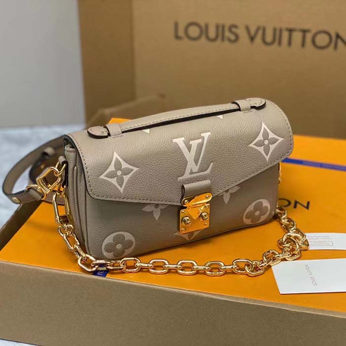 Louis Vuitton LV Women Pochette Métis East West Bag Beige Grained Cowhide Leather (12)