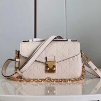 Louis Vuitton LV Women Pochette Métis East West Bag Crème Beige Grained Cowhide Leather (2)