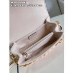 Louis Vuitton LV Women Pochette Métis East West Bag Crème Beige Grained Cowhide Leather - Imagen 9