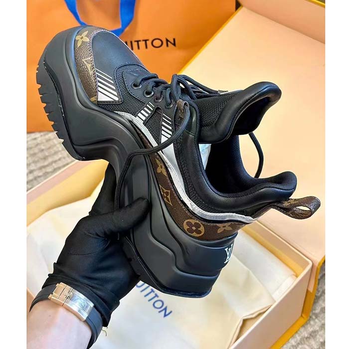 Louis Vuitton Unisex LV Archlight 2.0 Platform Sneaker Black Mix of Materials 5 Cm Heel (13)