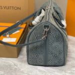 Louis Vuitton Unisex LV Keepall Bandoulière 50 Travel Bag Monogram Washed Denim Coated Canvas - Image 8