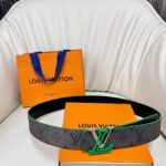 Louis Vuitton Unisex LV Line 40 MM Reversible Belt Green Monogram Eclipse Reverse Coated Canvas – Bild 2