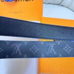 Louis Vuitton Unisex LV Line 40mm Reversible Belt Blue Monogram Eclipse Noir Coated Canvas - Imagen 9