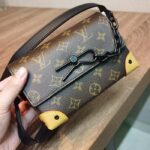 Louis Vuitton Unisex LVxYK Steamer Wearable Wallet Radiant Sun Monogram Macassar Coated Canvas - Imagen 2