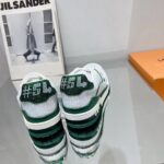 Louis Vuitton Unisex Trainer Sneaker Green Strass Rubber Outsole LV Initials Monogram Flowers – Bild 9