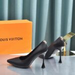 Louis Vuitton Women LV Blossom Pump Black Lambskin Leather Outsole 7.5 CM Heel - Bild 4