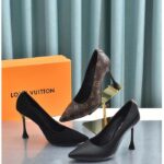 Louis Vuitton Women LV Blossom Pump Black Lambskin Leather Outsole 9.5 CM Heel - Imagen 4