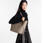 Louis Vuitton Women LV Neverfull MM Carryall Tote Tourterelle Gray Embossed Grained Cowhide - Image 13