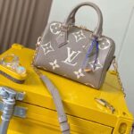 Louis Vuitton Women LV Speedy Bandouliere 20 Handbag Gray Beige Monogram Empreinte Embossed Cowhide – Bild 2