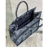 Dior Unisex CD Medium Book Tote Denim Blue Toile De Jouy Embroidery - immagine 5