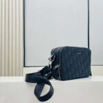 Dior Unisex CD Pouch Strap Black Dior Oblique Jacquard Double Zipped Pocket - Bild 4