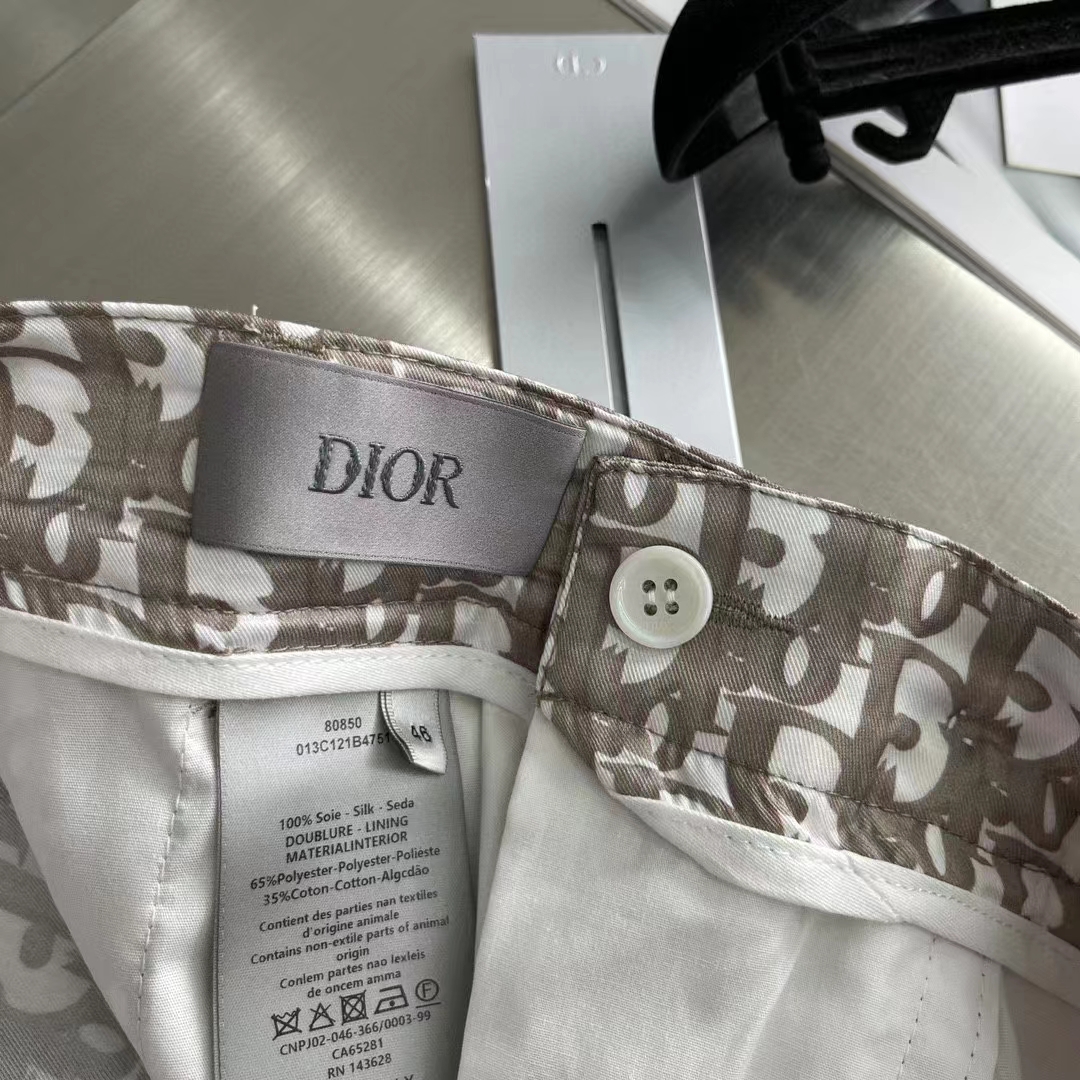 Dior Women CD Dior Oblique Bermuda Shorts Beige Silk Twill (5)