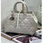 Dior Women CD Medium Dior Toujours Bag Latte Macrocannage Calfskin - immagine 3