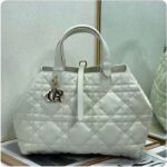 Dior Women CD Medium Dior Toujours Bag Latte Macrocannage Calfskin - immagine 2