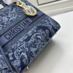 Dior Women CD Medium Lady D-Lite Bag Denim Blue Toile De Jouy Embroidery – Bild 8