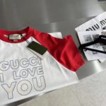 Gucci Women GG Cotton Jersey T-Shirt Red Off White Medium Crewneck Raglan Sleeves - Image 7