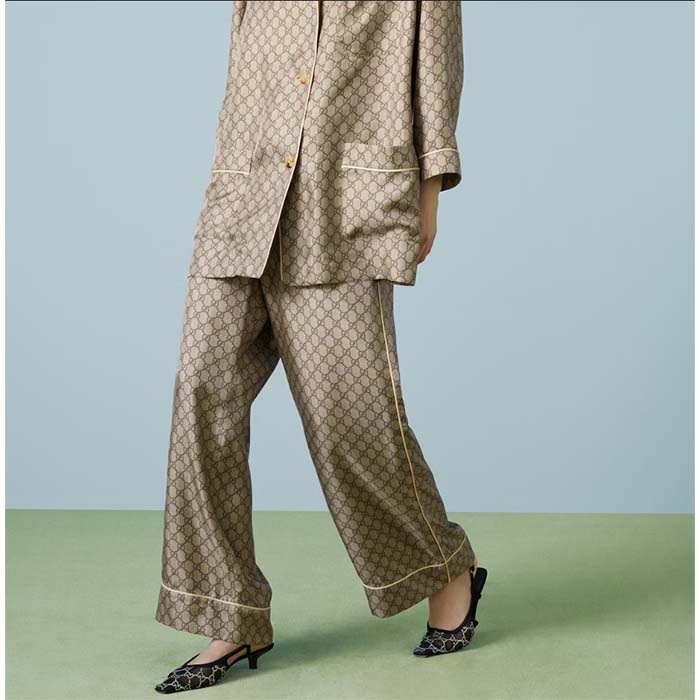 Gucci Men GG Supreme Silk Pant Beige Ebony Piped Unlined Elastic Waist Two Side Pockets Wide Leg (4)
