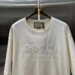 Gucci Women GG Cotton Jersey T-Shirt Off White Heavy Cities Embroidery Crewneck Short Sleeves Oversize Fit - Imagen 3