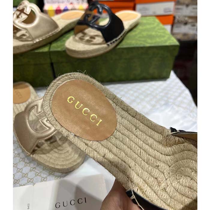 Gucci Unisex GG Interlocking G Cut-Out Slide Sandal Black Leather Low 3 CM Heel (1)