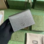 Gucci Unisex GG Marmont Card Case Wallet Metallic Silver Leather Double G – Image 2