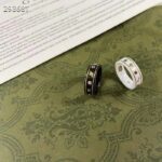 Gucci Unisex Icon Ring Yellow Gold Interlocking G 18k Yellow Gold Black Synthetic Corundum - Imagen 3