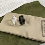 Gucci Unisex Icon Ring Yellow Gold Interlocking G 18k Yellow Gold Black Synthetic Corundum - Imagen 7