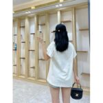 Gucci Women GG Cotton Jersey T-Shirt Off White Heavy Cities Embroidery Crewneck Short Sleeves Oversize Fit - Imagen 15