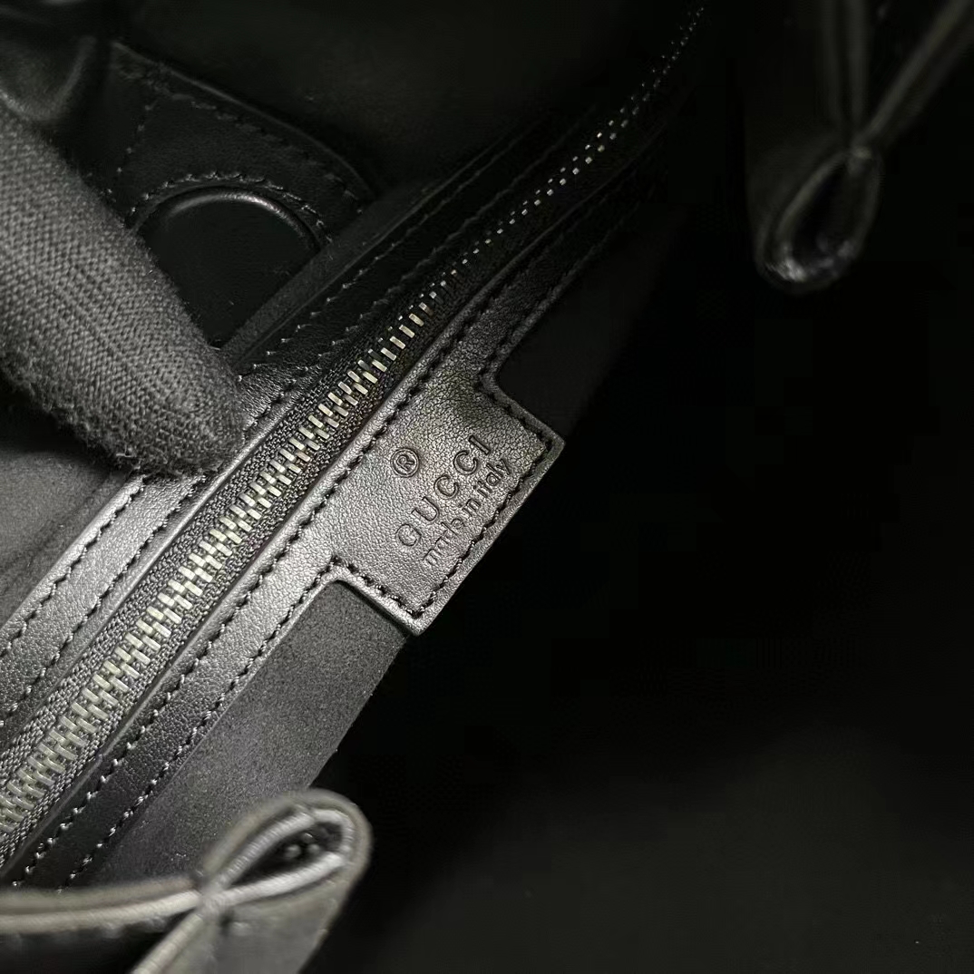 Gucci Women GG Deco Medium Tote Bag Black Quilted Leather Interlocking G (2)