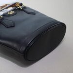 Gucci Women GG Diana Small Tote Bag Black Leather Gold-Toned Hardware Double G - Imagen 7