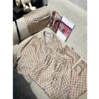Gucci Women GG Supreme Print Beige Ebony Silk Piped Notch Collar Long Sleeves (10)