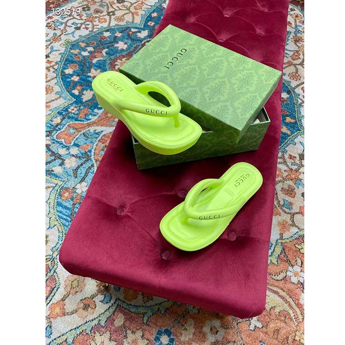 Gucci Women GG Thong Platform Slide Sandal Light Green Rubber Mid 5 CM Heel (8)