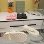 Gucci Women GG Thong Platform Slide Sandal White Rubber Mid 5 CM Heel - Bild 5