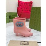 Gucci Women Interlocking G Ankle Boot Pink Shiny Rubber Matte Point Toe Low-Heel - Imagen 2