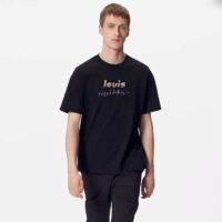 Louis Vuitton LV Men Bead-Embroidered Cotton T-Shirt Show Fit Embroidered Signature (2)